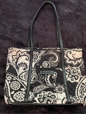 Vera Bradley Black & Ivory Paisley Quilted Shoulder Tote